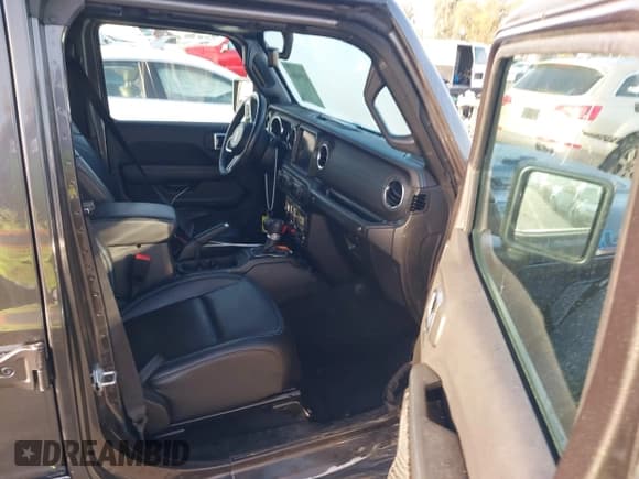 ✅ 2023 Jeep Wrangler Rubicon • VIN: 1C4JJXR67PW662277 • Лот: 41950065. Опубликован ранее на IAAI с пробегом 35 714 миль. Бесплатный доступ к архиву аукционных продаж из США и подробный отчёт об истории автомобиля на DreamBid. Изображение 5.