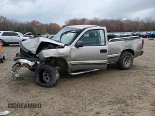 2001 Chevrolet Silverado 1500 с VIN 1GCEK14V31Z236795, выставлен на аукционе Copart как лот 84752534 с пробегом Не указан миль и Списание • Salvage title. История ставок и продаж доступна на DreamBid. Изображение 1.