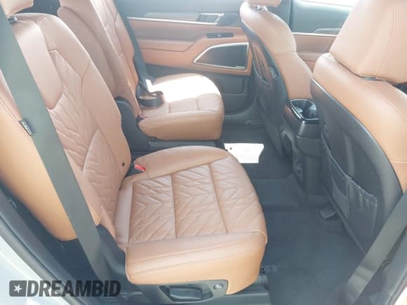 ✅ 2023 Kia Telluride SX X-Pro • VIN: 5XYP5DGC0PG370652 • Лот: 42226690. Опубликован ранее на IAAI с пробегом 30 669 миль. Бесплатный доступ к архиву аукционных продаж из США и подробный отчёт об истории автомобиля на DreamBid. Изображение 8.