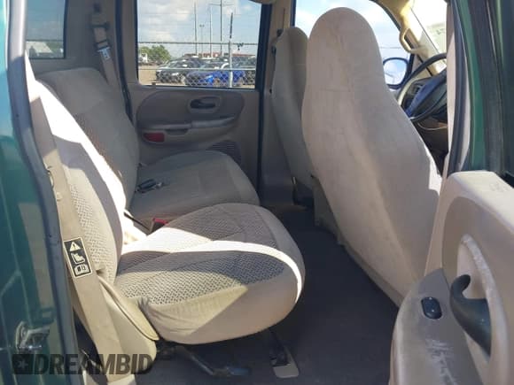 ✅ 2001 Ford F-150 XLT • VIN: 1FTRW07W51KE08645 • Lot: 43513274. Wystawiony na IAAI z przebiegiem Nie podano. Bezpłatny archiwum sprzedaży aukcyjnych z USA i szczegółowy raport historii pojazdu na DreamBid. Zdjęcie 8.