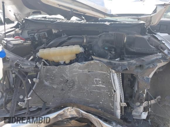 ✅ 2022 Ford F-150 XL • VIN: 1FTEW1EP2NFA69535 • Lot: 42564846. Listed on IAAI with 47,701 mi. Free auction sales archive from the USA and detailed vehicle history report at DreamBid. Image 10.