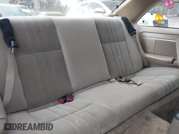 ✅ 1990 Ford Thunderbird • VIN: 1FAPP6040LH137192 • Лот: 43741206. Опубликован ранее на IAAI с пробегом 100 870 миль. Бесплатный доступ к архиву аукционных продаж из США и подробный отчёт об истории автомобиля на DreamBid. Изображение 8.