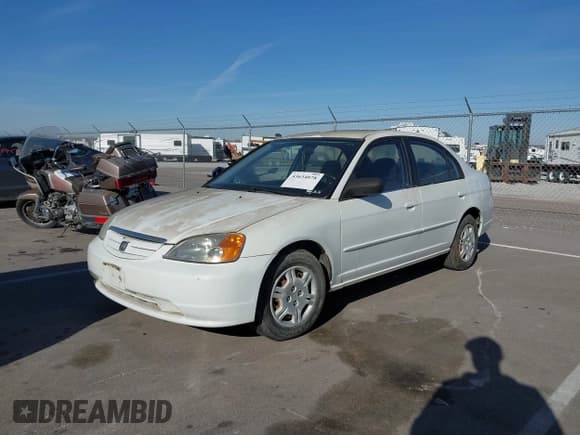 ✅ 2002 Honda Civic LX • VIN: 2HGES16552H542977 • Lot: 43634078. Listed on IAAI with 167,060 mi. Free auction sales archive from the USA and detailed vehicle history report at DreamBid. Image 2.