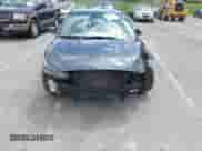 2019 Hyundai Veloster Premium z VIN KMHTG6AF2KU016593, wystawiony jako IAAI lot #42310151 z przebiegiem Nie podano mil oraz . Historia ofert i sprzedaży dostępna na DreamBid. Obrazek 6.