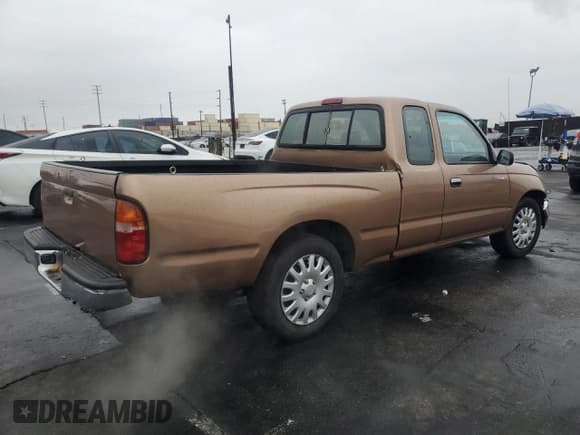 ✅ 1997 Toyota Tacoma • VIN: 4TAVL52N4VZ239276 • Lot: 93088345. Wystawiony na Copart z przebiegiem 281 898 mil. Bezpłatny archiwum sprzedaży aukcyjnych z USA i szczegółowy raport historii pojazdu na DreamBid. Zdjęcie 3.