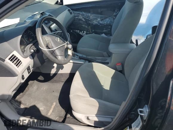 ✅ 2012 Toyota Corolla S • VIN: 5YFBU4EE1CP053857 • Лот: 71772075. Опубликован ранее на Copart с пробегом 84 761 миль. Бесплатный доступ к архиву аукционных продаж из США и подробный отчёт об истории автомобиля на DreamBid. Изображение 7.