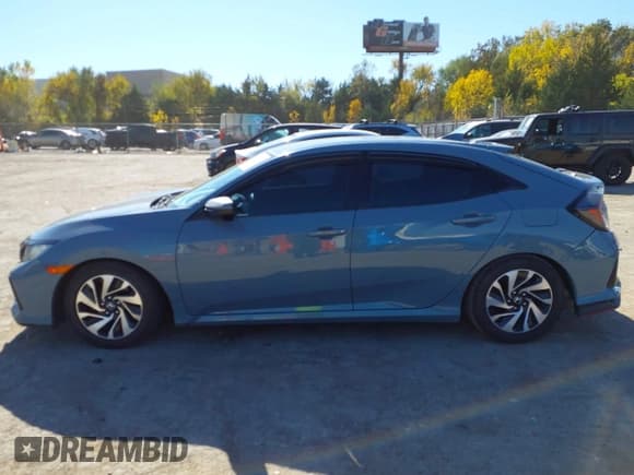✅ 2018 Honda Civic LX • VIN: SHHFK7H23JU208622 • Lot: 43632172. Listed on IAAI with 114,768 mi. Free auction sales archive from the USA and detailed vehicle history report at DreamBid. Image 14.