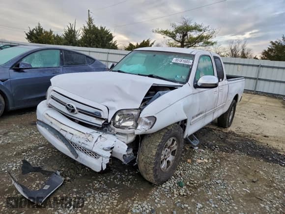✅ 2003 Toyota Tundra SR5 • VIN: 5TBRT34123S433722 • Lot: 95181685. Wystawiony na Copart z przebiegiem Nie podano. Bezpłatny archiwum sprzedaży aukcyjnych z USA i szczegółowy raport historii pojazdu na DreamBid. Zdjęcie 1.