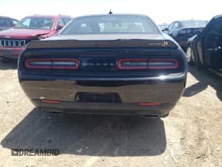 ✅ 2021 Dodge Challenger R/T Scat Pack • VIN: 2C3CDZFJ6MH627961 • Lot: 57645734. Wystawiony na Copart z przebiegiem 22 826 mil. Bezpłatny archiwum sprzedaży aukcyjnych z USA i szczegółowy raport historii pojazdu na DreamBid. Zdjęcie 6.