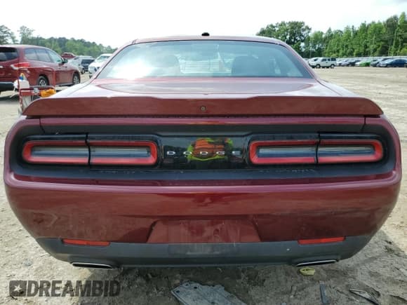 ✅ 2019 Dodge Challenger SXT • VIN: 2C3CDZAG9KH669131 • Lot: 53748744. Wystawiony na Copart z przebiegiem 56 713 mil. Bezpłatny archiwum sprzedaży aukcyjnych z USA i szczegółowy raport historii pojazdu na DreamBid. Zdjęcie 6.