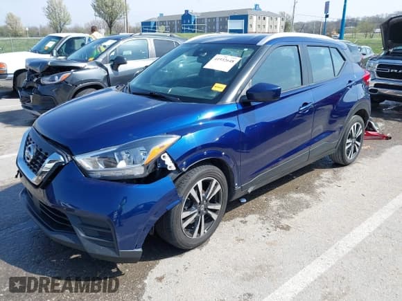 ✅ 2020 Nissan Kicks SV • VIN: 3N1CP5CV7LL507310 • Lot: 41932648. Listed on IAAI with 137,149 mi. Free auction sales archive from the USA and detailed vehicle history report at DreamBid. Image 2.