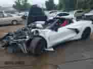 2022 Chevrolet Corvette 1LT z VIN 1G1YA2D46N5115116, wystawiony jako IAAI lot #43046918 z przebiegiem 19 224 mil mil oraz . Historia ofert i sprzedaży dostępna na DreamBid. Obrazek 16.