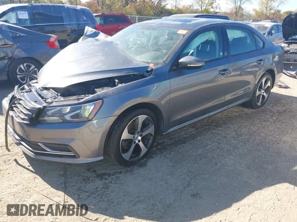 ✅ 2019 Volkswagen Passat Wolfsburg Edition • VIN: 1VWLA7A33KC009608 • Lot: 43446537. Listed on IAAI with 117,586 mi. Free auction sales archive from the USA and detailed vehicle history report at DreamBid. Image 17.