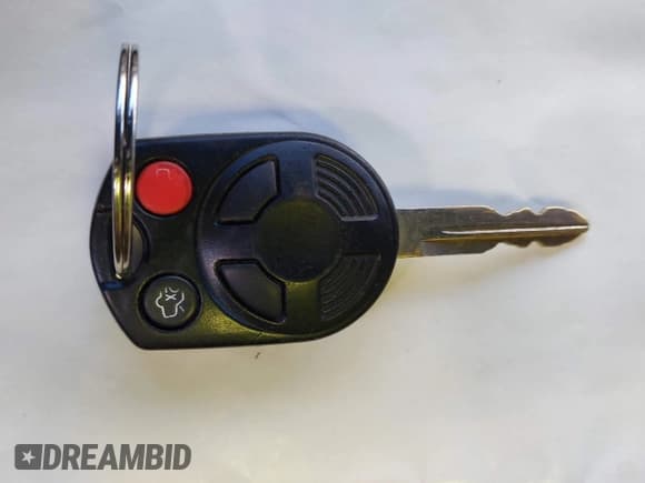 ✅ 2010 Mercury Milan Premier • VIN: 3MEHM0CG1AR600350 • Lot: 43828224. Listed on IAAI with 159,925 mi. Free auction sales archive from the USA and detailed vehicle history report at DreamBid. Image 11.