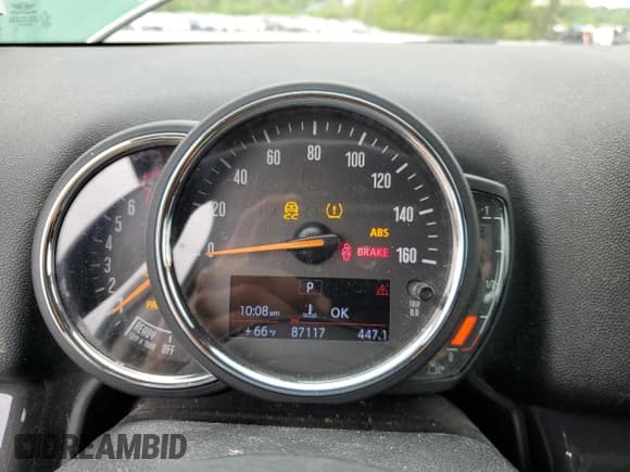 ✅ 2020 MINI Countryman Cooper • VIN: WMZYW3C09L3L09421 • Lot: 55501455. Wystawiony na Copart z przebiegiem 87 117 mil. Bezpłatny archiwum sprzedaży aukcyjnych z USA i szczegółowy raport historii pojazdu na DreamBid. Zdjęcie 9.