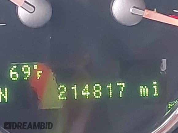 ✅ 2006 Lincoln Mark LT • VIN: 5LTPW18586FJ19694 • Lot: 43745329. Listed on IAAI with 214,817 mi. Free auction sales archive from the USA and detailed vehicle history report at DreamBid. Image 15.