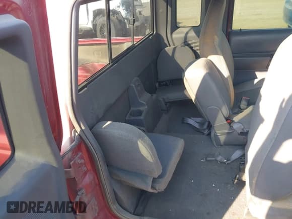 ✅ 2001 Ford Ranger XLT Appearance • VIN: 1FTYR14E91PA55799 • Лот: 43140226. Опубликован ранее на IAAI с пробегом 124 322 миль. Бесплатный доступ к архиву аукционных продаж из США и подробный отчёт об истории автомобиля на DreamBid. Изображение 8.