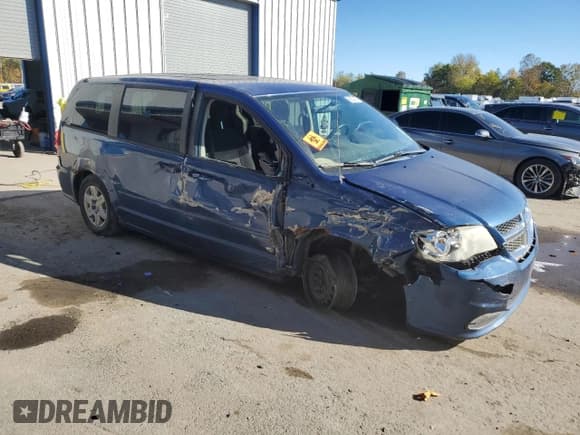✅ 2011 Dodge Grand Caravan Express • VIN: 2D4RN4DG3BR690264 • Lot: 86803855. Wystawiony na Copart z przebiegiem 153 848 mil. Bezpłatny archiwum sprzedaży aukcyjnych z USA i szczegółowy raport historii pojazdu na DreamBid. Zdjęcie 4.