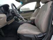 ✅ 2016 Kia Optima LX • VIN: 5XXGT4L35GG106794 • Lot: 91437095. Listed on Copart with 118,464 mi. Free auction sales archive from the USA and detailed vehicle history report at DreamBid. Image 7.