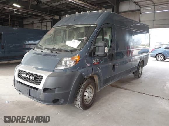 ✅ 2019 Ram ProMaster Cargo • VIN: 3C6URVJG5KE544866 • Lot: 43542289. Wystawiony na IAAI z przebiegiem 100 776 mil. Bezpłatny archiwum sprzedaży aukcyjnych z USA i szczegółowy raport historii pojazdu na DreamBid. Zdjęcie 18.