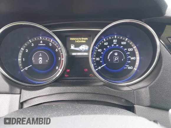 ✅ 2014 Hyundai Sonata Limited • VIN: 5NPEC4AB8EH893548 • Lot: 43651354. Wystawiony na IAAI z przebiegiem 130 317 mil. Bezpłatny archiwum sprzedaży aukcyjnych z USA i szczegółowy raport historii pojazdu na DreamBid. Zdjęcie 7.