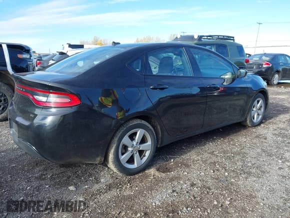 ✅ 2016 Dodge Dart SXT • VIN: 1C3CDFBB3GD564137 • Lot: 43613761. Listed on IAAI with 82,102 mi. Free auction sales archive from the USA and detailed vehicle history report at DreamBid. Image 4.