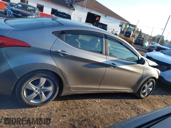 ✅ 2012 Hyundai Elantra Limited • VIN: KMHDH4AE0CU190712 • Лот: 43766612. Опубликован ранее на IAAI с пробегом 117 403 миль. Бесплатный доступ к архиву аукционных продаж из США и подробный отчёт об истории автомобиля на DreamBid. Изображение 13.