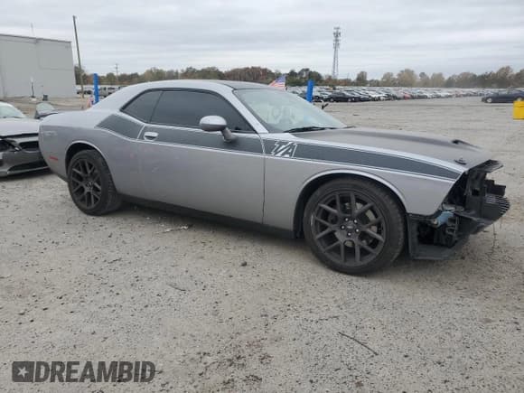 ✅ 2017 Dodge Challenger R/T • VIN: 2C3CDZBT1HH629064 • Лот: 89642625. Опубликован ранее на Copart с пробегом 88 300 миль. Бесплатный доступ к архиву аукционных продаж из США и подробный отчёт об истории автомобиля на DreamBid. Изображение 4.