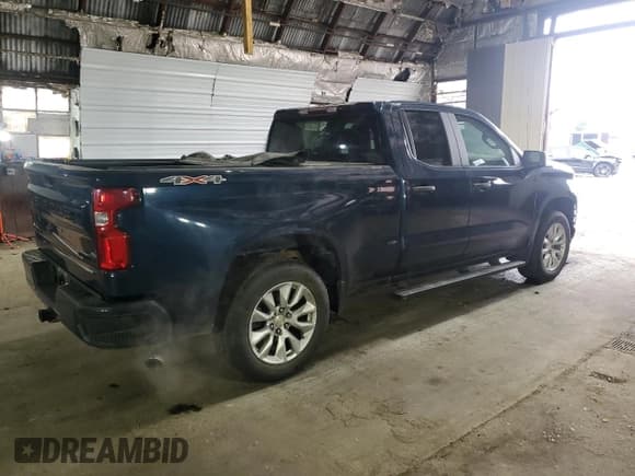 ✅ 2020 Chevrolet Silverado 1500 Custom • VIN: 1GCRYBEH9LZ286439 • Lot: 78463254. Wystawiony na Copart z przebiegiem 76 960 mil. Bezpłatny archiwum sprzedaży aukcyjnych z USA i szczegółowy raport historii pojazdu na DreamBid. Zdjęcie 3.