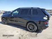 ✅ 2025 BMW X7 M60i • VIN: 5UX33EM00S9X26272 • Lot: 47746225. Wystawiony na Copart z przebiegiem 5 936 mil. Bezpłatny archiwum sprzedaży aukcyjnych z USA i szczegółowy raport historii pojazdu na DreamBid. Zdjęcie 2.