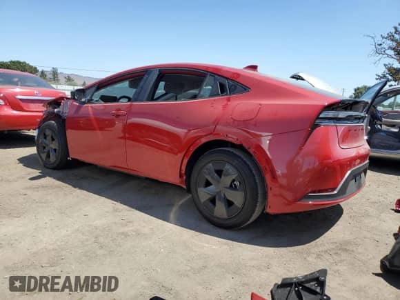 2025 Toyota Prius SE с VIN JTDACACU6S3046868, выставлен на аукционе Copart как лот 69399085 с пробегом 269 миль миль и Списание • Salvage title. История ставок и продаж доступна на DreamBid. Изображение 2.