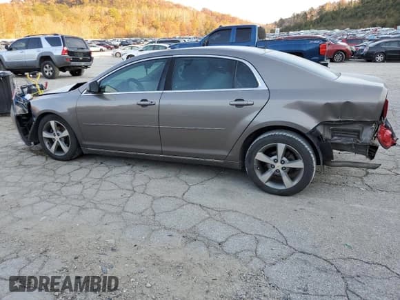 ✅ 2011 Chevrolet Malibu 1LT • VIN: 1G1ZC5EU4BF359660 • Lot: 77860814. Listed on Copart with 136,520 mi. Free auction sales archive from the USA and detailed vehicle history report at DreamBid. Image 2.