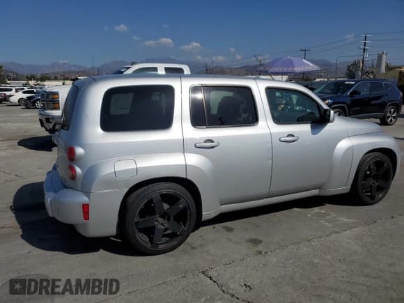 ✅ 2011 Chevrolet HHR 1LT • VIN: 3GNBABFW1BS588197 • Lot: 82711635. Wystawiony na Copart z przebiegiem 201 574 mil. Bezpłatny archiwum sprzedaży aukcyjnych z USA i szczegółowy raport historii pojazdu na DreamBid. Zdjęcie 3.