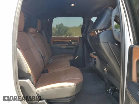 ✅ 2022 Ram 2500 Longhorn • VIN: 3C6UR5GL0NG124686 • Lot: 61404735. Wystawiony na Copart z przebiegiem 46 840 mil. Bezpłatny archiwum sprzedaży aukcyjnych z USA i szczegółowy raport historii pojazdu na DreamBid. Zdjęcie 10.