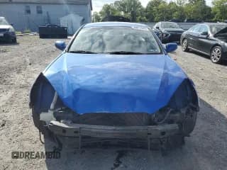 ✅ 2010 Hyundai Genesis Coupe Track • VIN: KMHHU6KH0AU015651 • Lot: 70811945. Wystawiony na Copart z przebiegiem 86 994 mil. Bezpłatny archiwum sprzedaży aukcyjnych z USA i szczegółowy raport historii pojazdu na DreamBid. Zdjęcie 5.