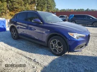 ✅ 2022 Alfa Romeo Stelvio Sprint • VIN: ZASPAJAN0N7D39195 • Lot: 91646025. Wystawiony na Copart z przebiegiem 95 306 mil. Bezpłatny archiwum sprzedaży aukcyjnych z USA i szczegółowy raport historii pojazdu na DreamBid. Zdjęcie 4.