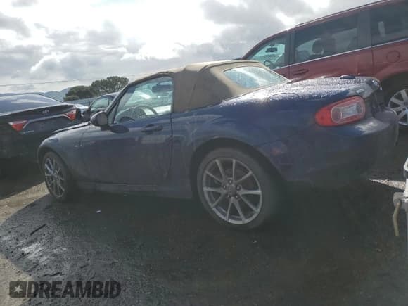 ✅ 2009 Mazda MX-5 Miata Touring • VIN: JM1NC25F090203358 • Lot: 49343475. Listed on Copart with 205,477 mi. Free auction sales archive from the USA and detailed vehicle history report at DreamBid. Image 2.