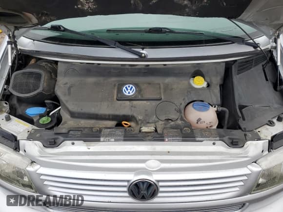 ✅ 2002 Volkswagen EuroVan MV • VIN: WV2NB47092H117658 • Lot: 61191195. Wystawiony na Copart z przebiegiem 171 571 mil. Bezpłatny archiwum sprzedaży aukcyjnych z USA i szczegółowy raport historii pojazdu na DreamBid. Zdjęcie 11.