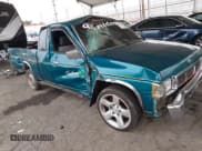 ✅ 1995 Nissan Frontier XE • VIN: 1N6SD16S9SC357798 • Lot: 42773896. Listed on IAAI with 210,400 mi. Free auction sales archive from the USA and detailed vehicle history report at DreamBid. Image 1.
