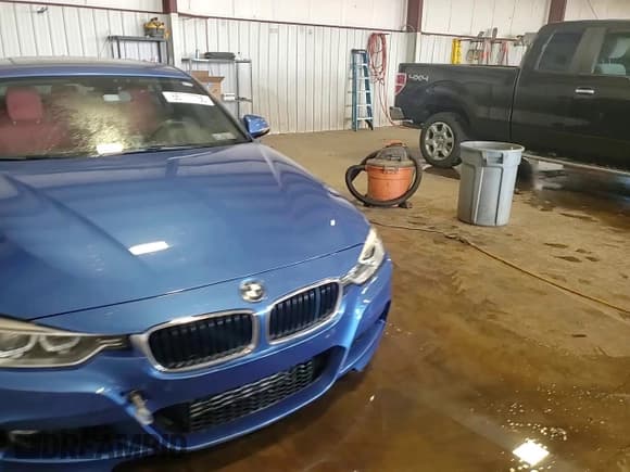 ✅ 2015 BMW 3 Series 335i • VIN: WBA3A9C50FKW74441 • Lot: 65717735. Listed on Copart with 106,591 mi. Free auction sales archive from the USA and detailed vehicle history report at DreamBid. Image 13.