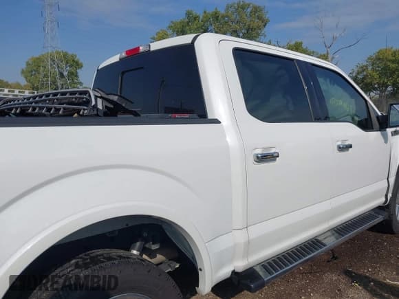 ✅ 2020 Ford F-150 XL • VIN: 1FTEW1E42LFB98121 • Lot: 43179467. Wystawiony na IAAI z przebiegiem 68 210 mil. Bezpłatny archiwum sprzedaży aukcyjnych z USA i szczegółowy raport historii pojazdu na DreamBid. Zdjęcie 13.