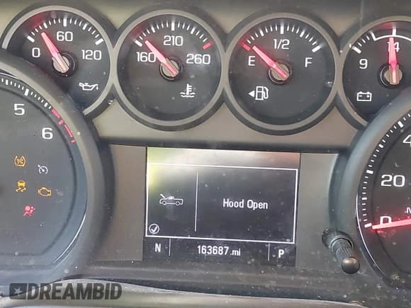 ✅ 2021 Chevrolet Silverado 1500 Custom • VIN: 3GCPWBEK6MG376058 • Lot: 43298320. Wystawiony na IAAI z przebiegiem 163 687 mil. Bezpłatny archiwum sprzedaży aukcyjnych z USA i szczegółowy raport historii pojazdu na DreamBid. Zdjęcie 15.