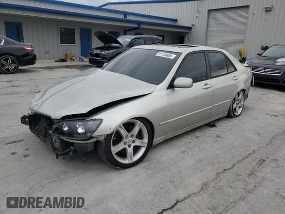 ✅ 2004 Lexus IS 300/350 • VIN: JTHBD192940084847 • Lot: 91134605. Listed on Copart with 184,976 mi. Free auction sales archive from the USA and detailed vehicle history report at DreamBid. Image 1.