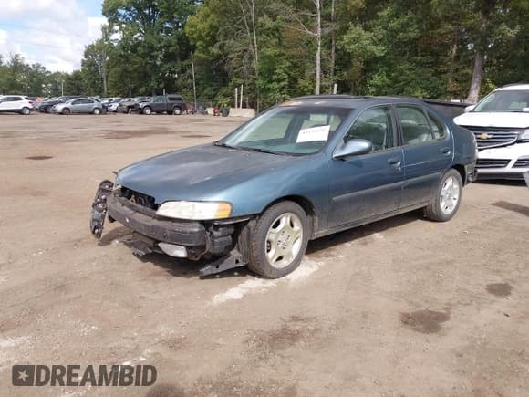 ✅ 2001 Nissan Altima GLE • VIN: 1N4DL01A71C155635 • Lot: 43371175. Wystawiony na IAAI z przebiegiem 152 001 mil. Bezpłatny archiwum sprzedaży aukcyjnych z USA i szczegółowy raport historii pojazdu na DreamBid. Zdjęcie 2.