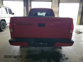 ✅ 2000 Dodge Dakota • VIN: 1B7GL22X6YS608200 • Lot: 72993524. Wystawiony na Copart z przebiegiem 156 028 mil. Bezpłatny archiwum sprzedaży aukcyjnych z USA i szczegółowy raport historii pojazdu na DreamBid. Zdjęcie 6.