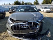 ✅ 2020 Audi Q3 Premium • VIN: WA1AECF3XL1106358 • Lot: 68481112. Wystawiony na Copart z przebiegiem 33 679 mil. Bezpłatny archiwum sprzedaży aukcyjnych z USA i szczegółowy raport historii pojazdu na DreamBid. Zdjęcie 5.
