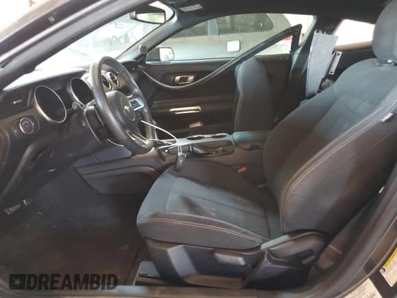 ✅ 2019 Ford Mustang EcoBoost • VIN: 1FA6P8TH9K5189796 • Lot: 89919255. Listed on Copart with 39,495 mi. Free auction sales archive from the USA and detailed vehicle history report at DreamBid. Image 7.