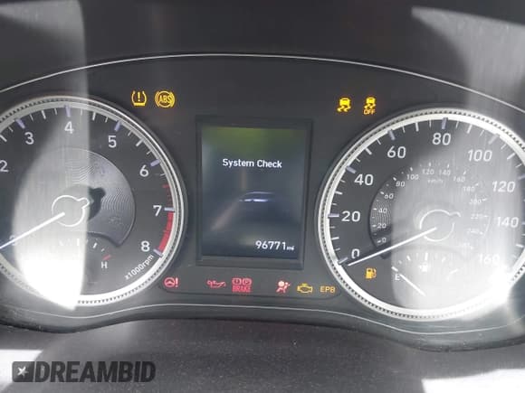 ✅ 2020 Hyundai Santa Fe SE • VIN: 5NMS23AD3LH156012 • Lot: 43082724. Wystawiony na IAAI z przebiegiem 96 771 mil. Bezpłatny archiwum sprzedaży aukcyjnych z USA i szczegółowy raport historii pojazdu na DreamBid. Zdjęcie 7.