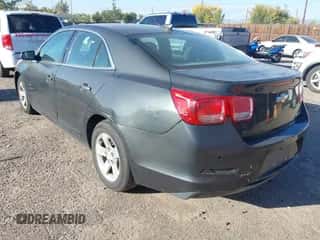 2015 Chevrolet Malibu LS z VIN 1G11A5SL2FF148333, wystawiony jako IAAI lot #43540152 z przebiegiem 188 542 mil mil oraz . Historia ofert i sprzedaży dostępna na DreamBid. Obrazek 3.