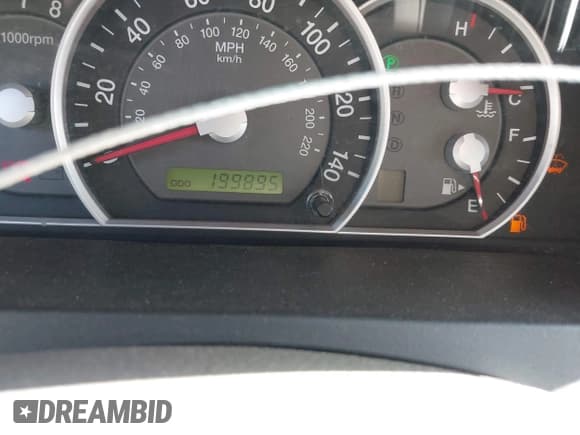 ✅ 2007 Kia Sorento LX • VIN: KNDJD736675728274 • Лот: 37455912. Опубликован ранее на IAAI с пробегом 199 895 миль. Бесплатный доступ к архиву аукционных продаж из США и подробный отчёт об истории автомобиля на DreamBid. Изображение 7.